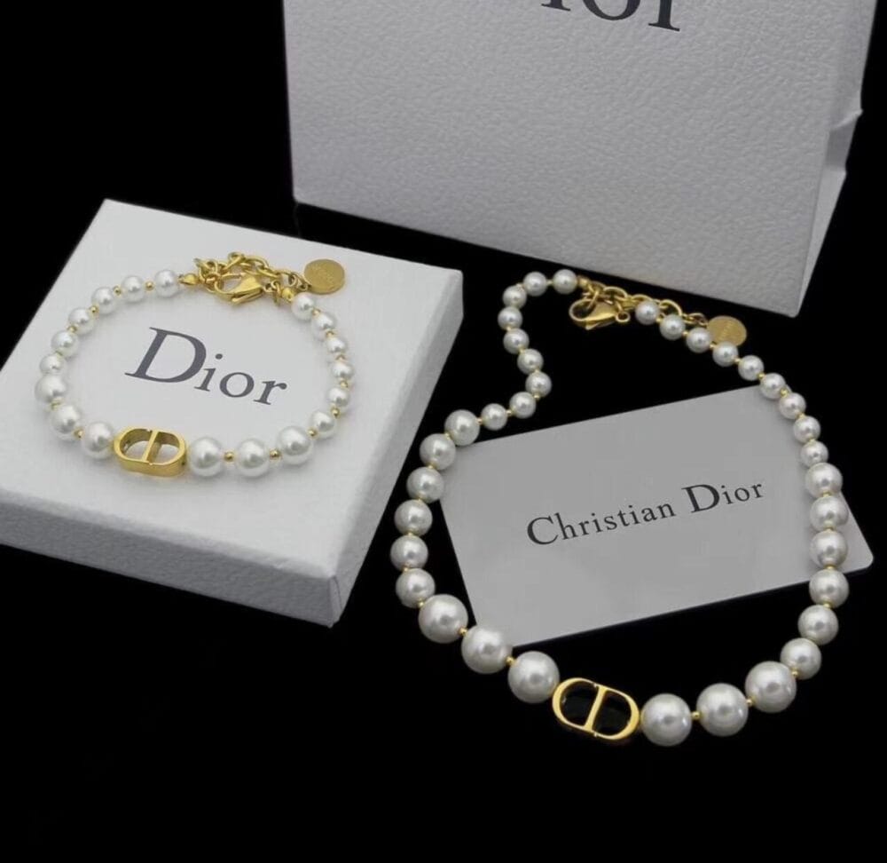 Dior Pearls CD Pendant Necklace Gold Tone