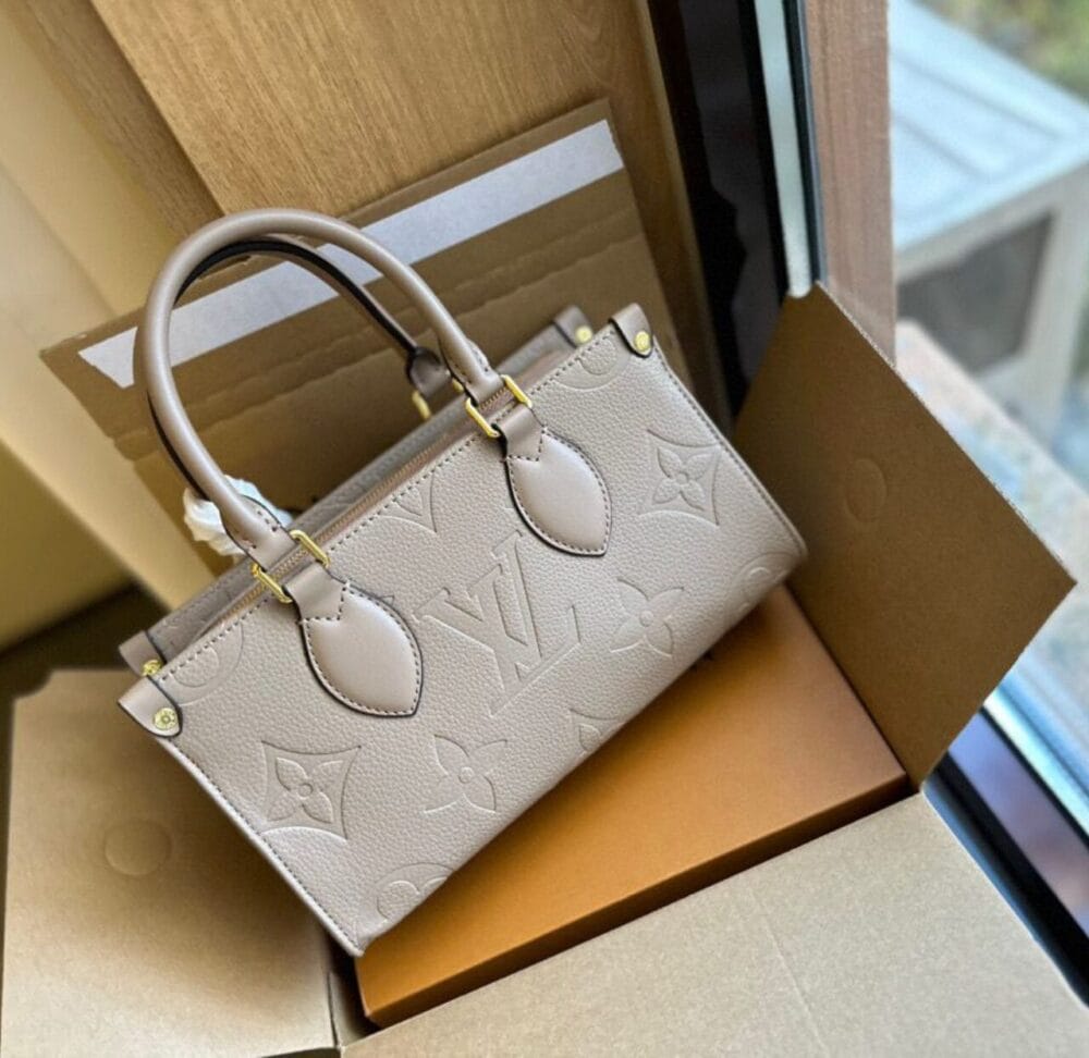LV On the Go Monogram Medium Leather Bag